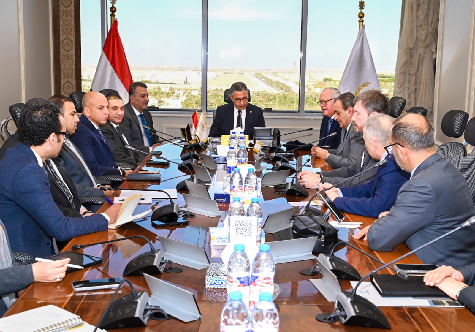 فاروق يتابع منظومة تتبع السلع الأساسية وتعزيز التحول الرقمي في سلاسل الإمداد