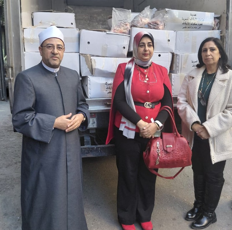 الأوقاف توزّع طنين من لحوم صكوك الأضاحي بمحافظتي الإسكندرية ومرسى مطروح