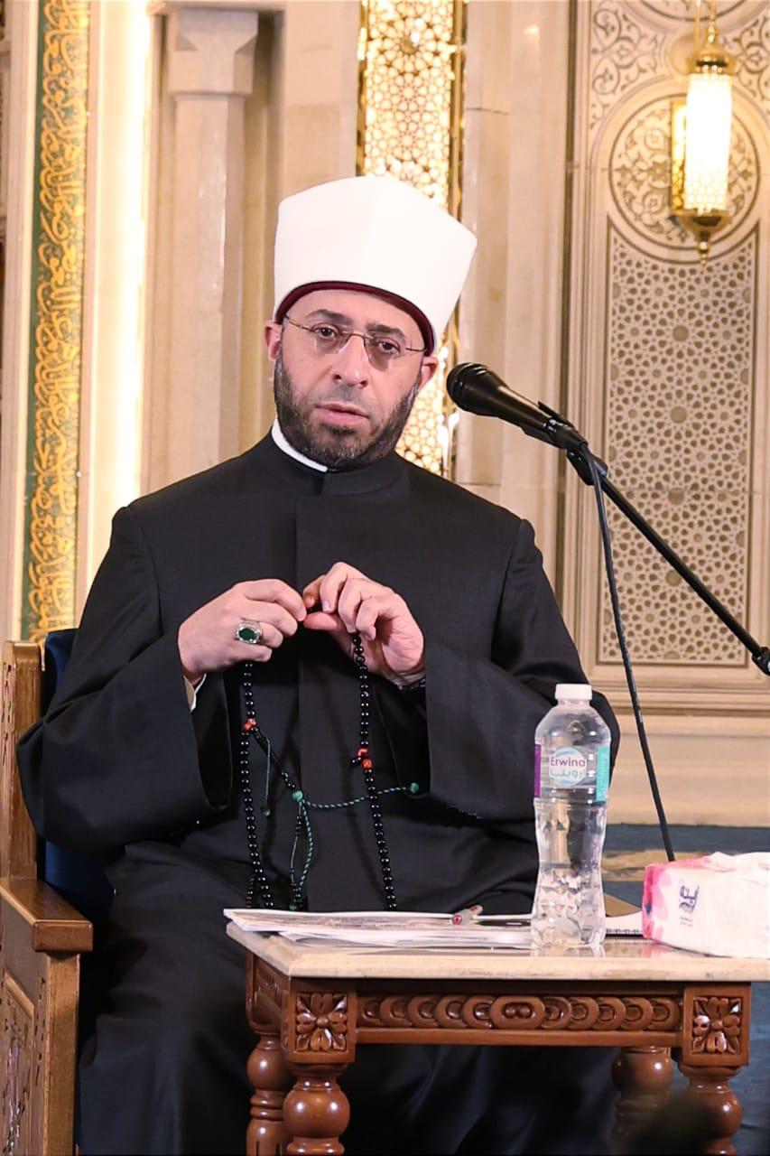 الازهري : صناعة العالم صناعة ثقيلة… والصدق والجدية شعارنا في بناء الإنسان