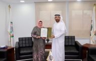 تكريم شيخة الجفيري في مقر البرلمان العربي بالقاهرة