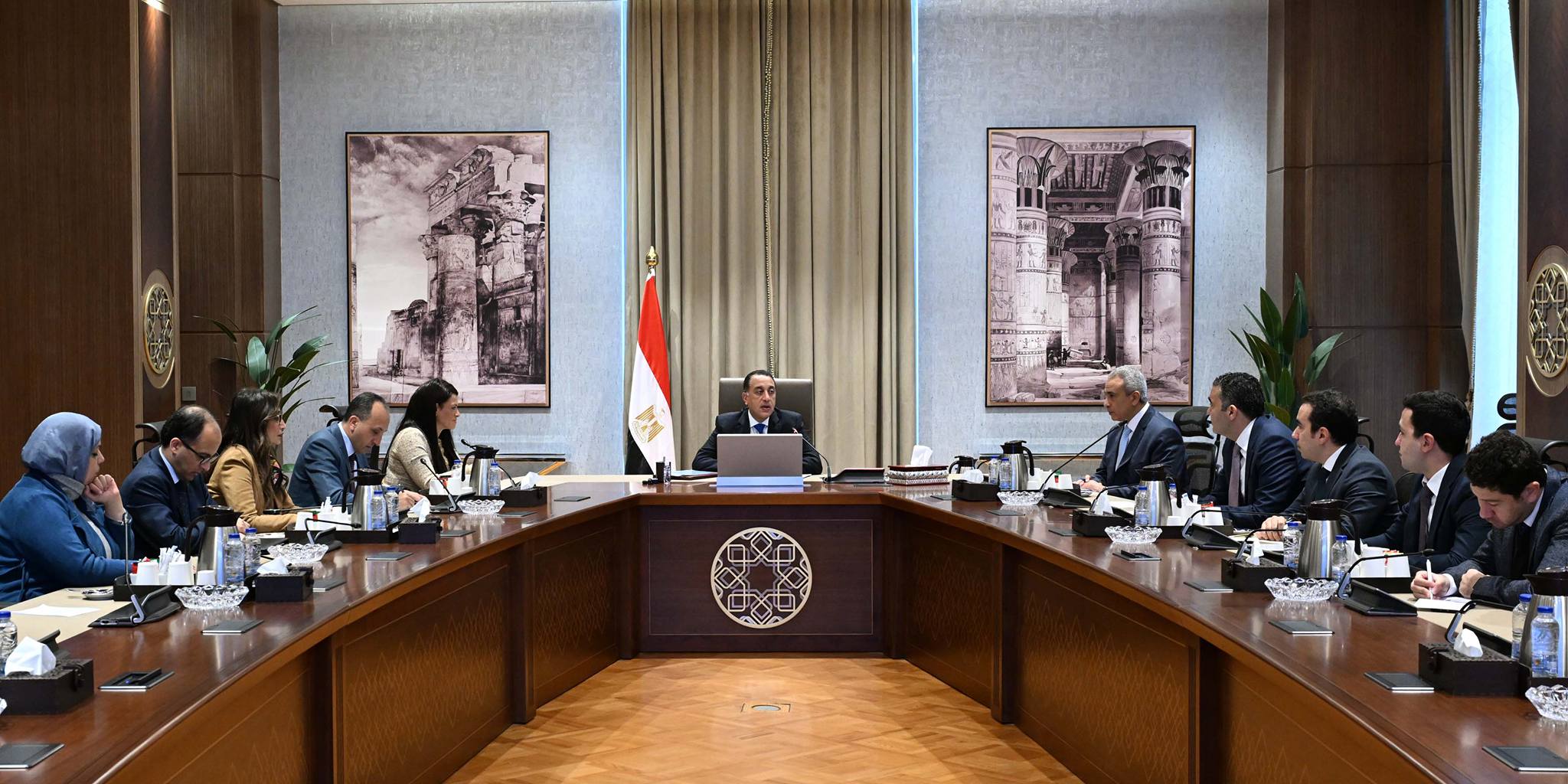 رئيس الوزراء يستعرض مع وزيرة التخطيط نتائج أعمال اللجنة الاستشارية للاقتصاد الرقمي