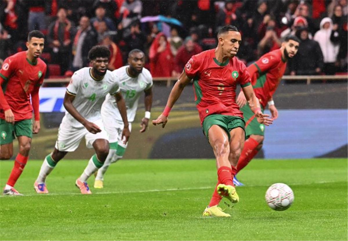 إهدار ركلة جزاء وإصابة سايس.. التعادل السلبي يحسم الشوط الأول بين المغرب وجزر القمر في افتتاح أمم إفريقيا