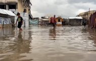 الشتاء يتحول إلى كارثة إنسانية: 20 وفاة وآلاف النازحين بالعراء في غزة