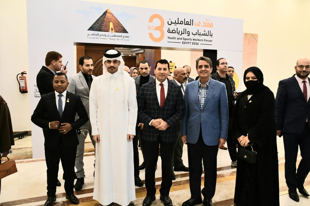 صبحي يشهد مشاركة وزير الشباب الأردني بمنتدى العاملين بالشباب والرياضة