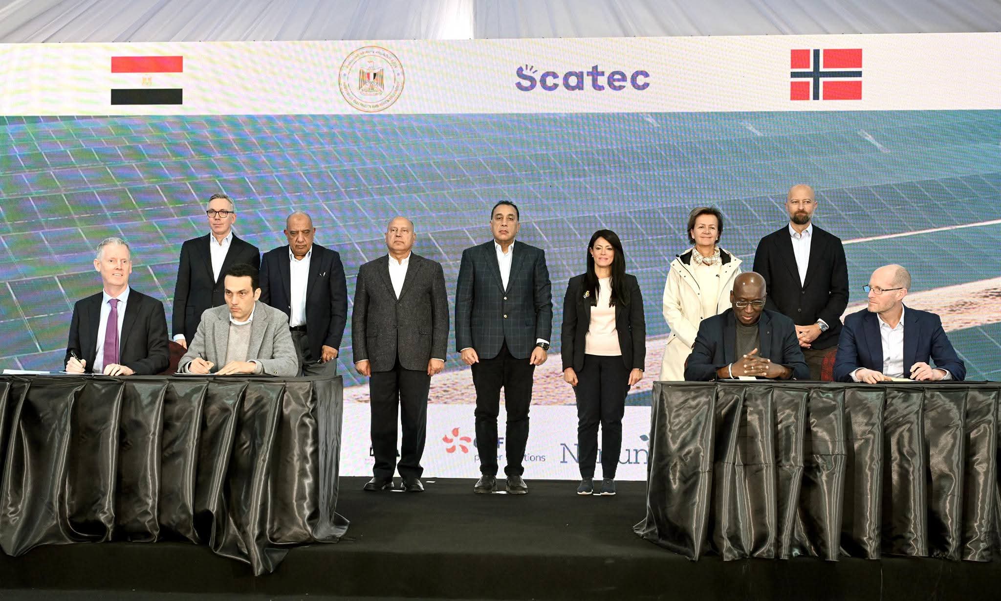مدبولى يشهد توقيع اتفاقيات التمويل المبدئية لمشروع «ڤالي للطاقة المستدامة – Energy Valley» باستثمارات 1.8 مليار دولار أمريكي