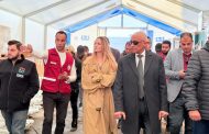 المركز اللوجيستي للهلال الأحمر المصري بمدينة العريش يستقبل النجمة أنجلينا جولي