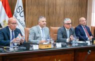 رئيس اقتصادية قناة السويس يبحث فرص التعاون والاستثمار في قطاع الملابس والمنسوجات مع هونج كونج