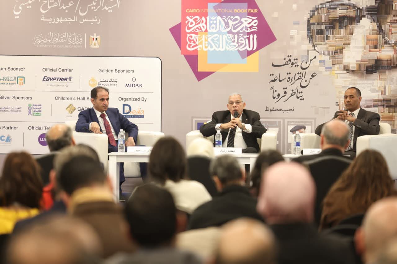 أبو الليل: الرقمنة مكملة للكتاب الورقي وليست بديلاً عنه