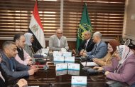 محافظ القليوبية يبحث تعزيز التعاون مع شركات الكهرباء وتطوير منظومة الإنارة العامة