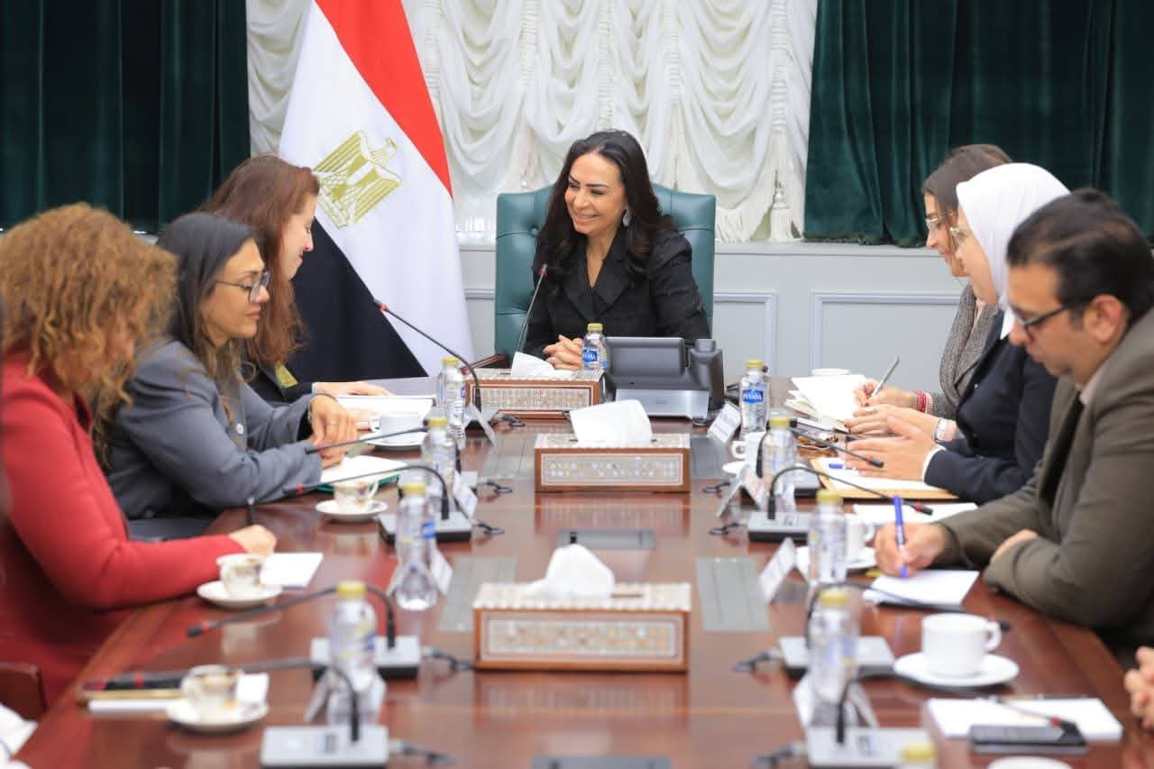 التضامن الاجتماعي تلتقي رئيسة بعثة اللجنة الدولية للصليب الأحمر بالقاهرة