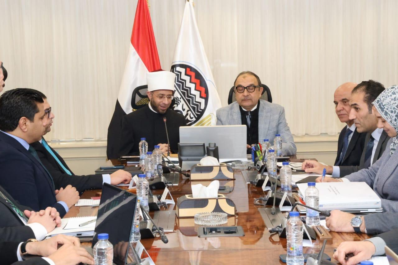 وزيرا قطاع الأعمال والأوقاف يبحثان تعزيز التعاون في تعظيم الاستفادة من الأصول وتحقيق عوائد تنموية مستدامة
