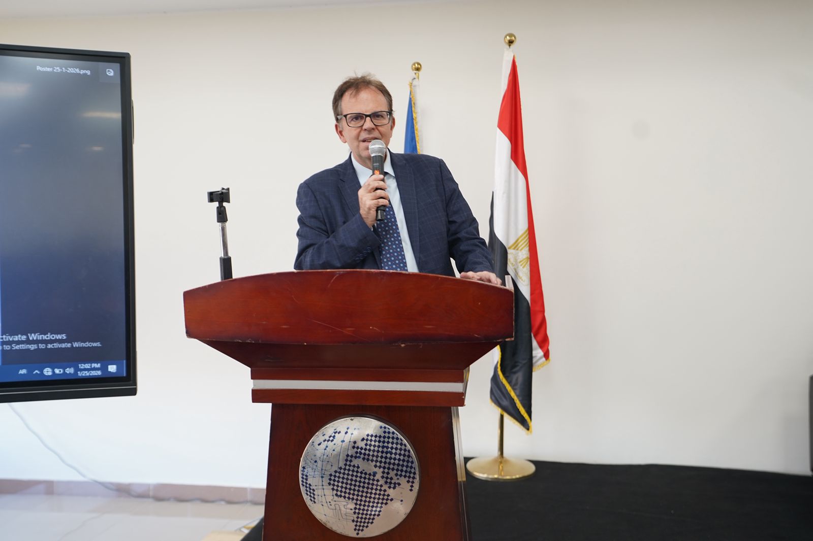 الأرشيف والمكتبة الإماراتية يواصل فعاليات المنتدى الشبابي في جامعة بدر ويشيد بدور الشباب