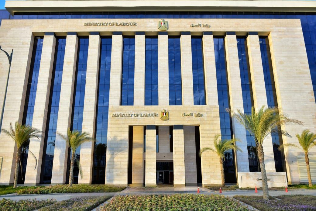 التفتيش على 1393 منشأة وإعادة التفتيش على 747 أخرى.. خلال 12 يومًا فقط
