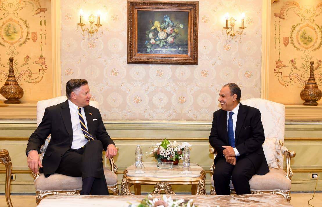 وزير الخارجية يستقبل نائب وزير الخارجية الأمريكي لبحث الشراكة الاستراتيجية بين البلدين ومستجدات القضايا الإقليمية