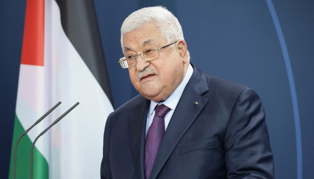 الرئيس الفلسطيني يُشِيد بمواقف المملكة المشرفة والثابتة تجاه القضية الفلسطينية