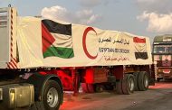 الهلال الأحمر المصري يؤكد جاهزيته ويدفع قافلة «زاد العزة» بحمولة 6,280 طنًا من المساعدات