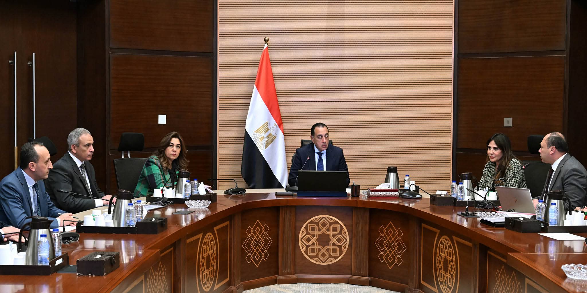 رئيس الوزراء يتابع الموقف التنفيذي لمشروعات هيئة تنمية الصعيد