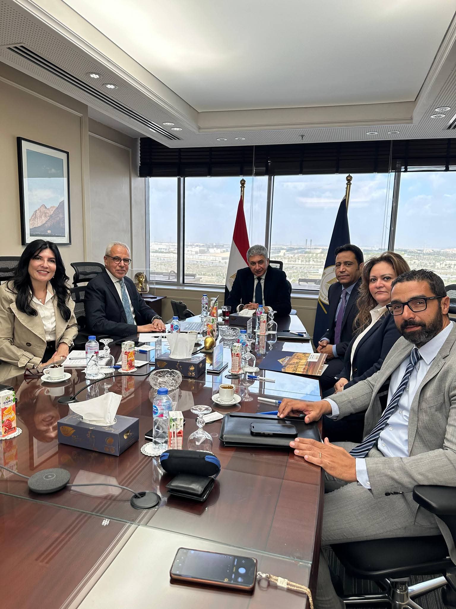 وزير السياحة يُناقش آليات تطوير خطة تسويقية متكاملة للمتحف القومي للحضارة المصرية