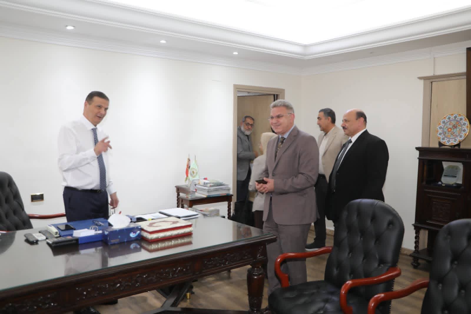 فاروق: الزراعة تضع كرامة الفلاح وتحسين جودة حياته على رأس أولوياتها