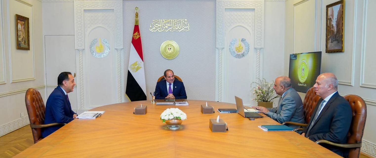 الرئيس السيسى يستعرض استعدادات الكهرباء خلال الصيف المقبل