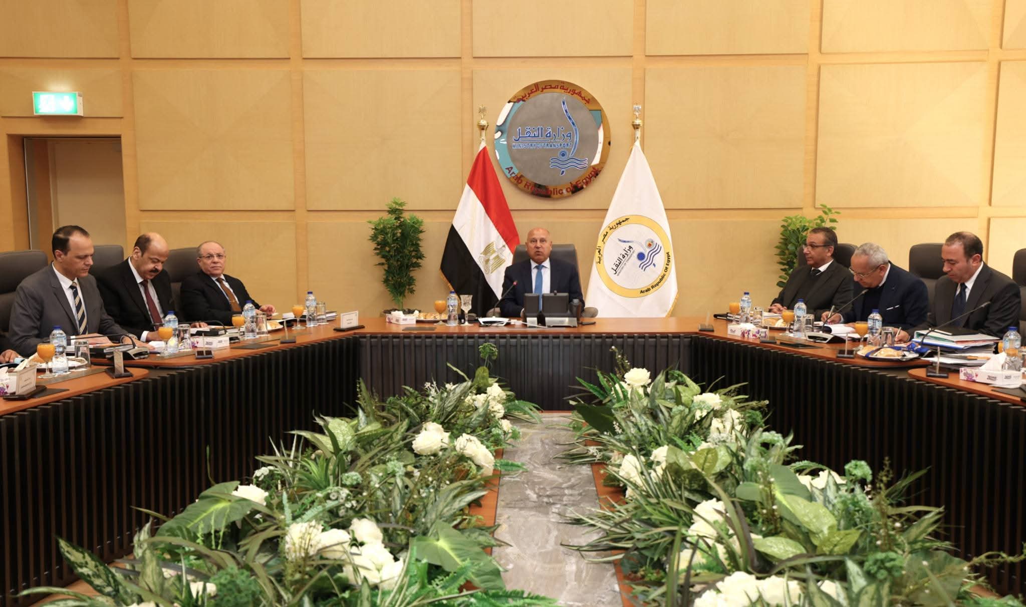 وزير النقل يترأس أعمال الجمعية العامة وغير العادية للشركة القابضة للنقل البحري والبري