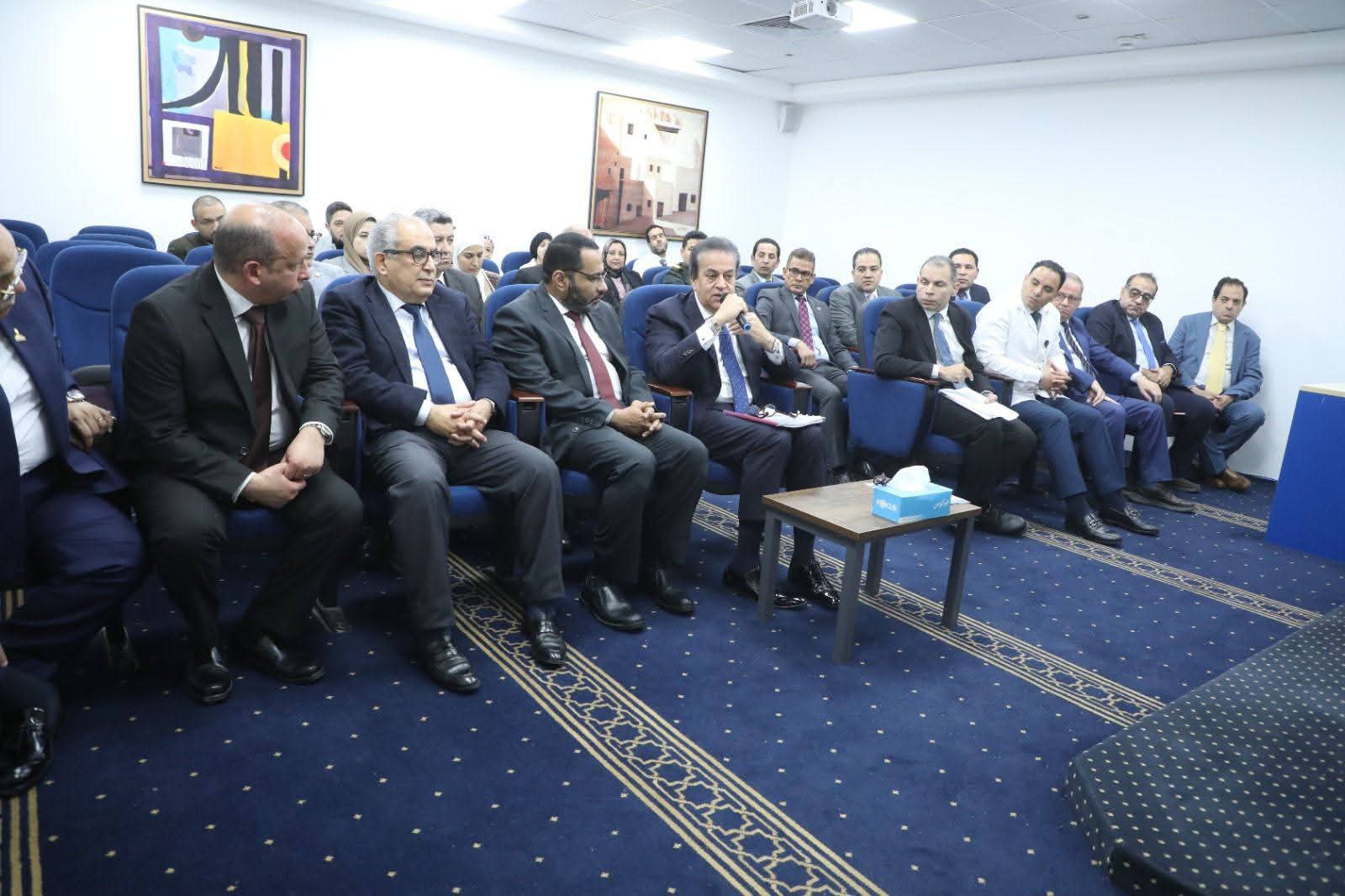 وزير الصحة يعقد اجتماعًا مع اللجنة العليا للشبكة القومية للسكتة الدماغية