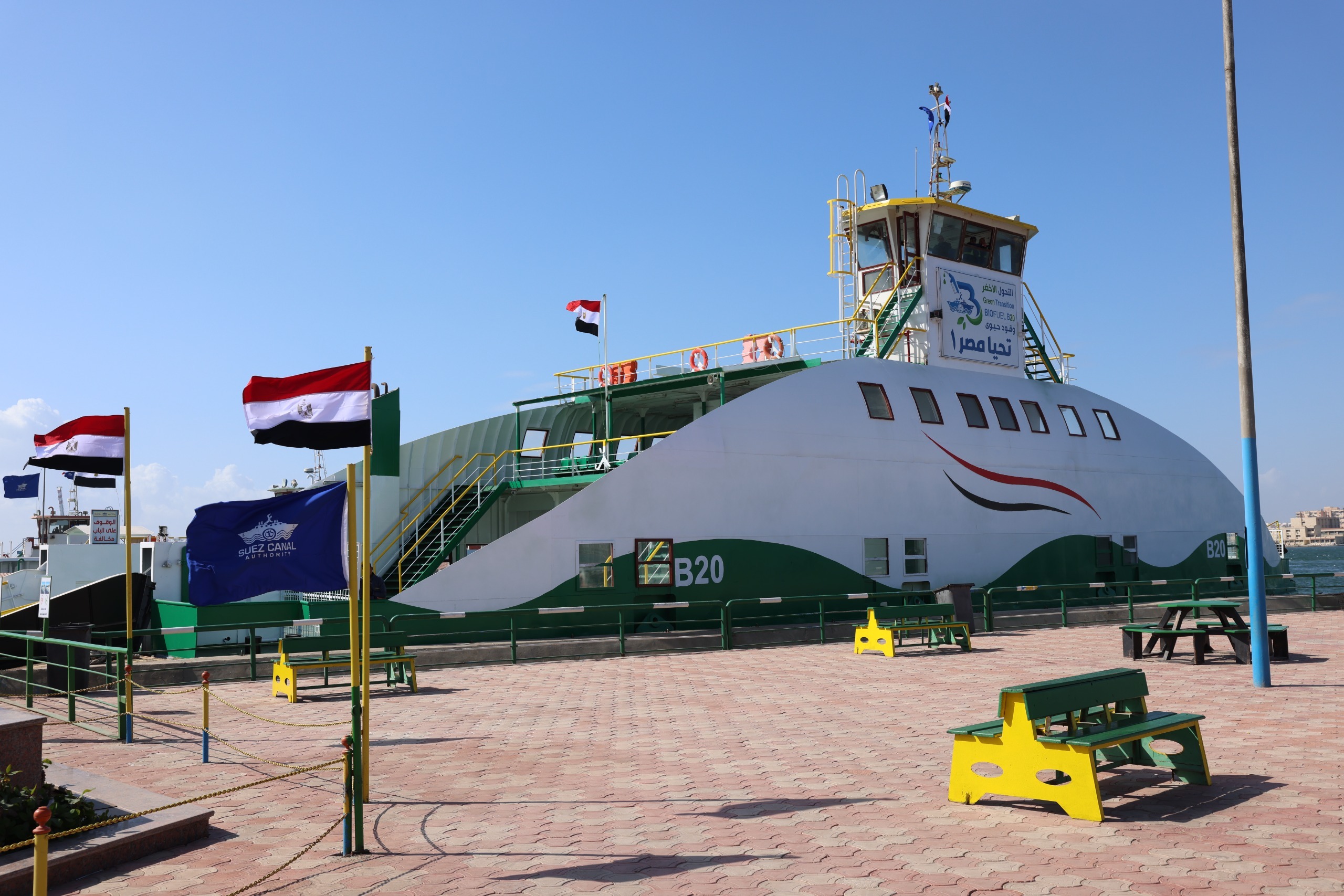 الفريق ربيع : يتابع مخطط مشروع إنشاء كوبري بورسعيد العائم الجديد للربط بين بورسعيد وبورفواد
