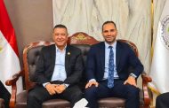 نواب الشعب فى ضيافة رئيس هيئة الرعاية الصحية