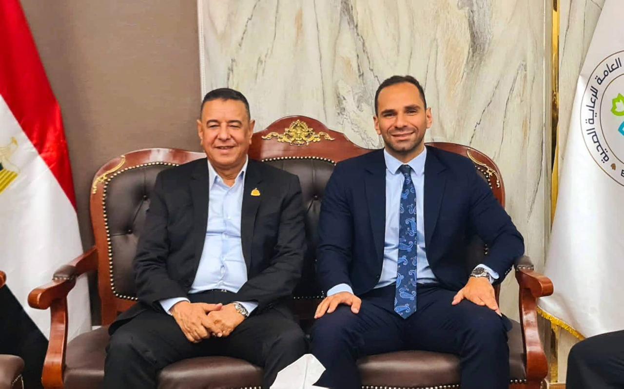 نواب الشعب فى ضيافة رئيس هيئة الرعاية الصحية