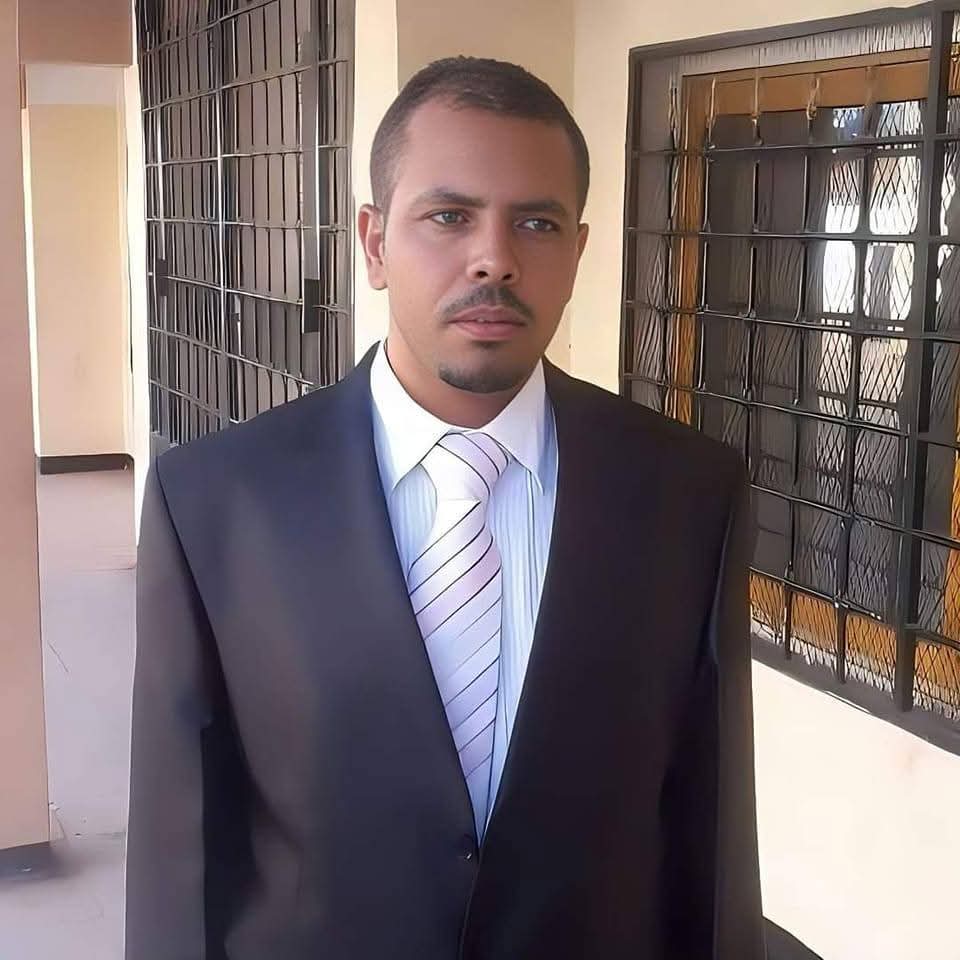 المسرحي الجزائري نبيل مسعى يكتب.. مسرحية السقوط