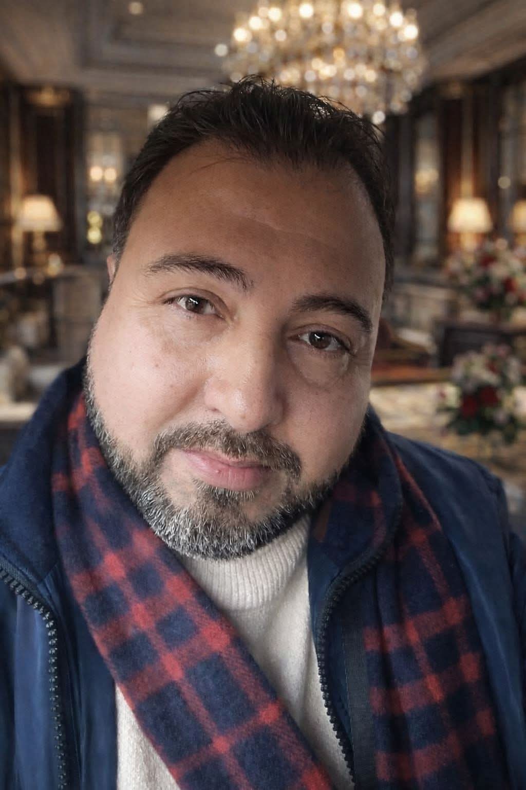 المسرحي تامر فؤاد عدلي يكتب .. الشللية والتطبيل في الفن