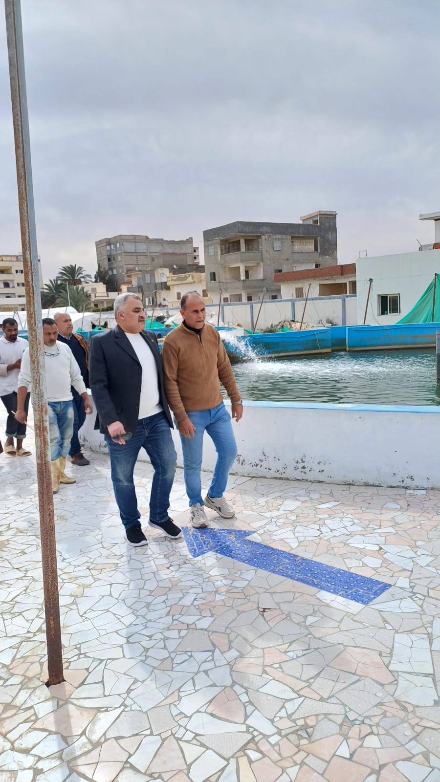 المدير التنفيذي لجهاز حماية وتنمية البحيرات يتفقد المفرخ السمكي بالكيلو 21 ويوجّه بتطوير المعامل وتعظيم إنتاج الدنيس والقاروص