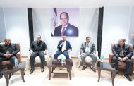 محافظ أسيوط يبحث مع عدد من أعضاء مجلسي النواب والشيوخ آليات تعزيز التنسيق بين الجهاز التنفيذي والهيئات البرلمانية
