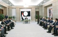 رئيس الوزراء يُكرم الوزراء السابقين .. ويؤكد: نستكمل ما بناه السابقون .. وهدفنا جميعًا خدمة المواطن