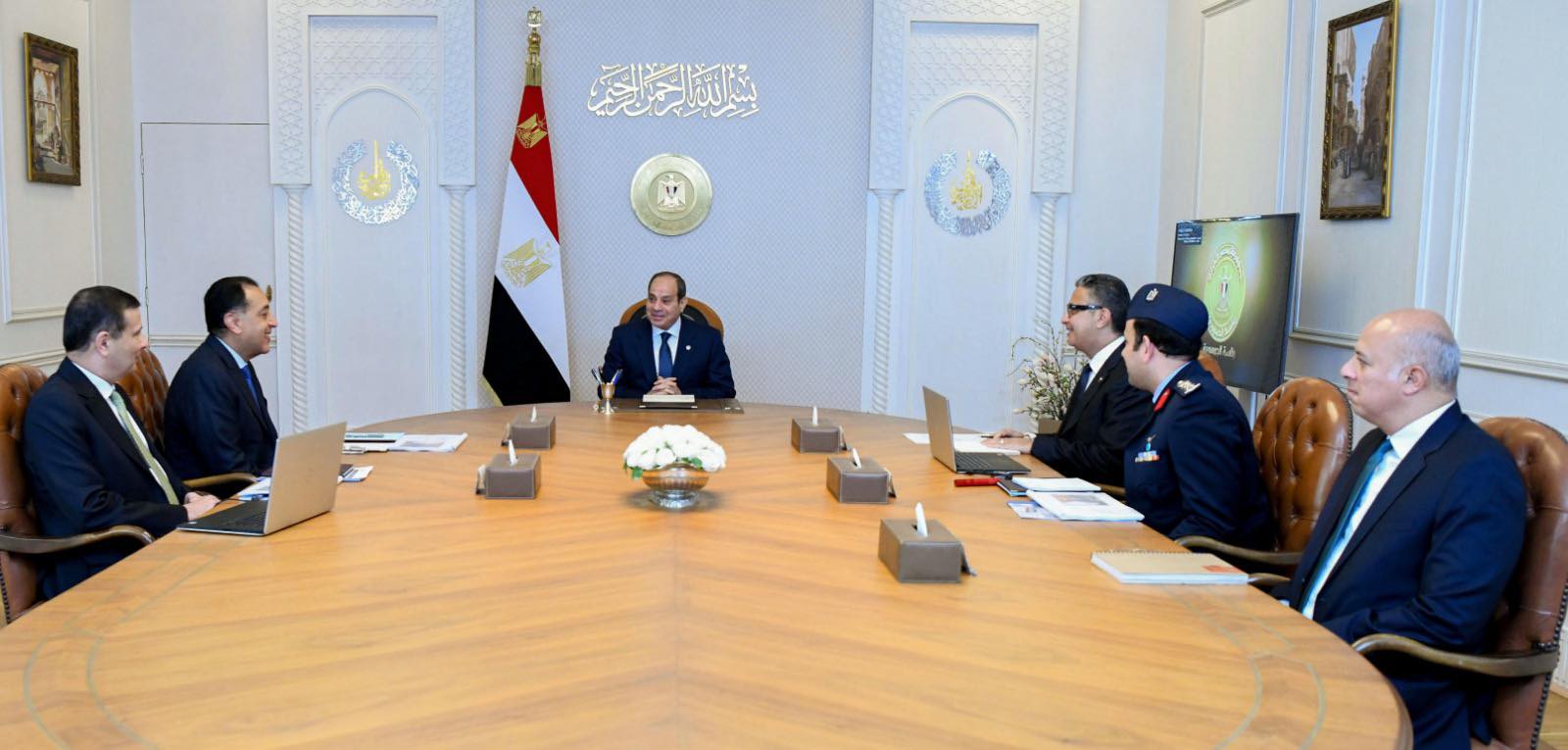 الرئيس السيسى يستعرض الاستعدادات الجارية لاستقبال شهر رمضان المبارك وتوافر السلع الغذائية