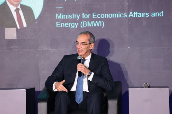 وزير الاتصالات : هدفنا تقديم الخدمات الحكومية الرقمية بشكل ميسر للمواطنين
