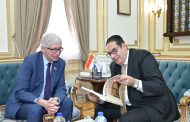 رئيس جامعة القاهرة يبحث تعزيز التعاون الأكاديمي والبحثي مع جامعة سان ماركوس الوطنية