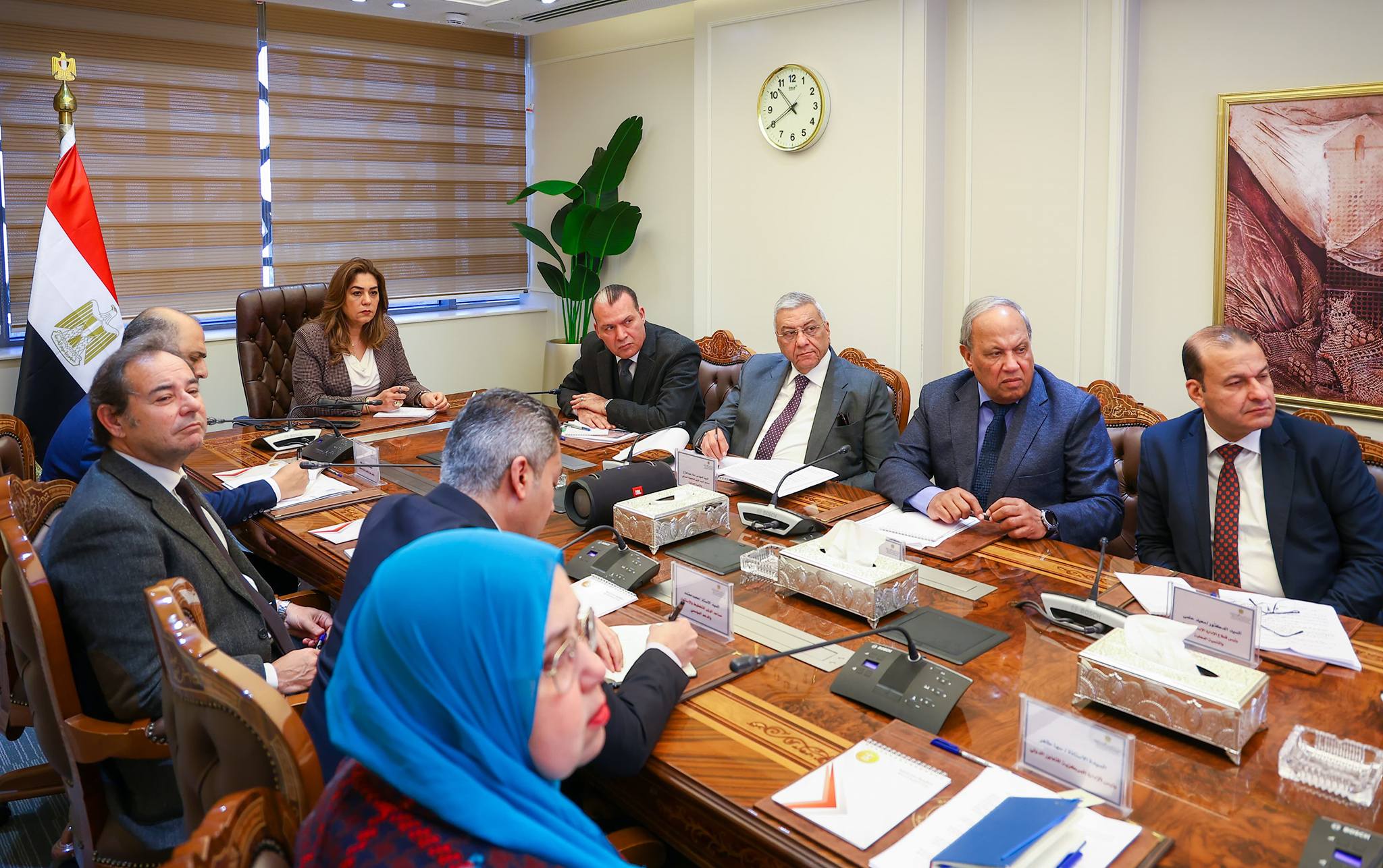 عوض تتابع مع رئيسي جهازي شئون البيئة وتنظيم إدارة المخلفات