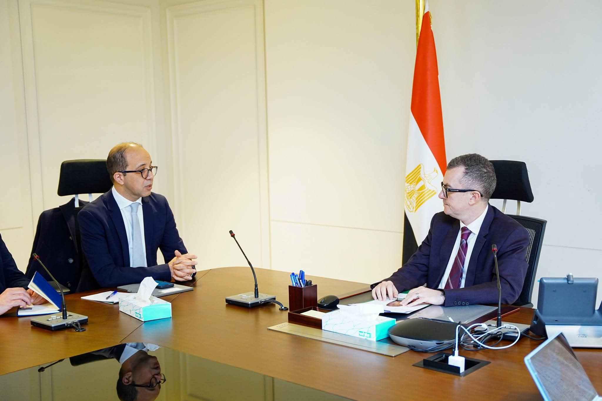 وزير التخطيط يبحث مع المدير الإقليمي لـ”الإيفاد” توسيع برامج الشراكة وتعزيز الأمن الغذائي