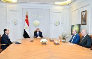 الرئيس السيسى يستعرض تطوير الشركة الوطنية “مصر للطيران”