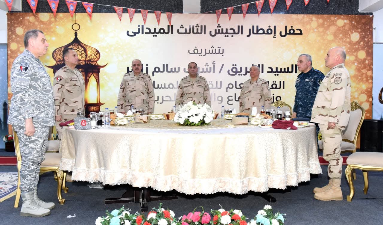 وزير الدفاع يلتقى مقاتلى الجيش الثالث الميدانى وقوات شرق القناة لمكافحة الإرهاب