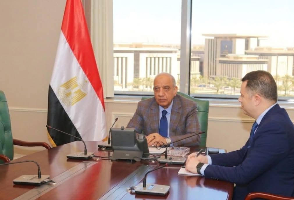 عصمت يبحث تطورات ومستجدات مشروع المحطة النووية بالضبعة