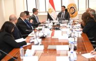 وزير الصناعة يبحث مع وفد البنك الدولي ومؤسسة التمويل الدولية سبل دعم المشروعات الصناعية في مصر