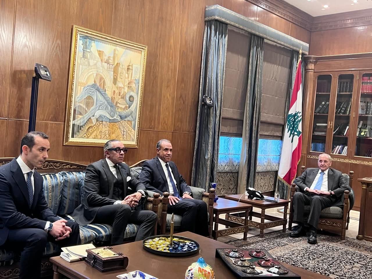 وزير الخارجية يلتقي رئيس مجلس النواب اللبناني ببيروت ويؤكد تضامن مصر مع لبنان الشقيق