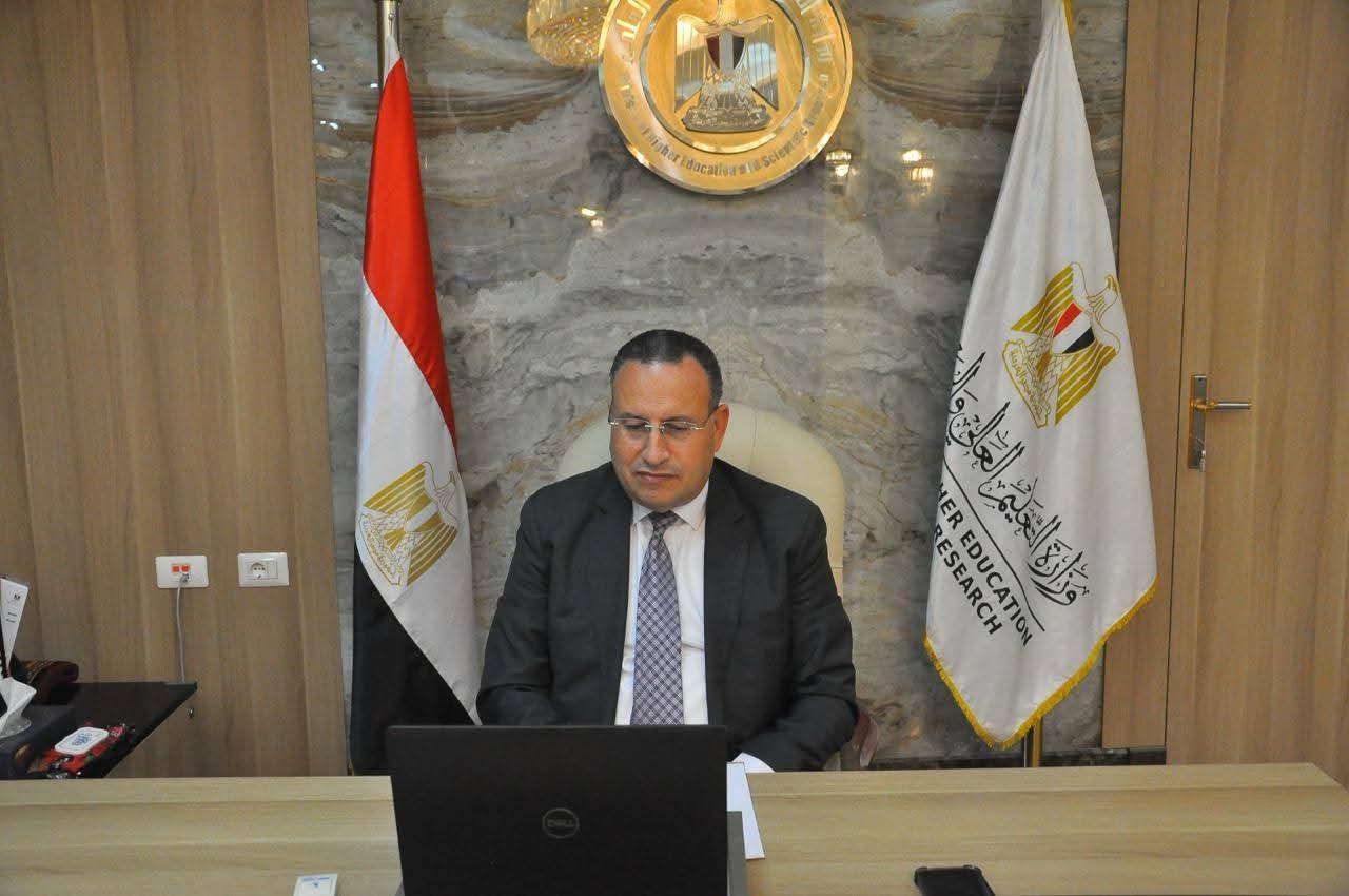 قنصوة ورئيس جامعة المنصورة يشهدان الإعلان عن إنجاز علمي مصري جديد