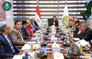 عوض تتابع الموقف التنفيذي للملفات الحيوية بالمحافظات