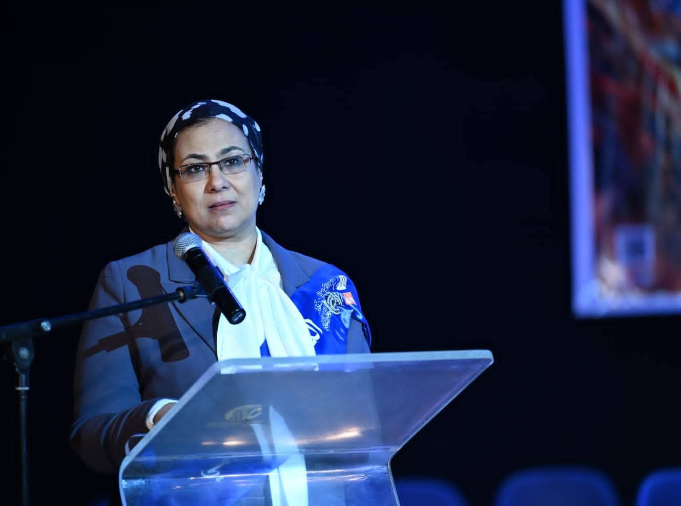 قصور الثقافة تحتفي بعطاء المرأة المصرية وتكرم رائدات العمل والإبداع والأمهات المثاليات