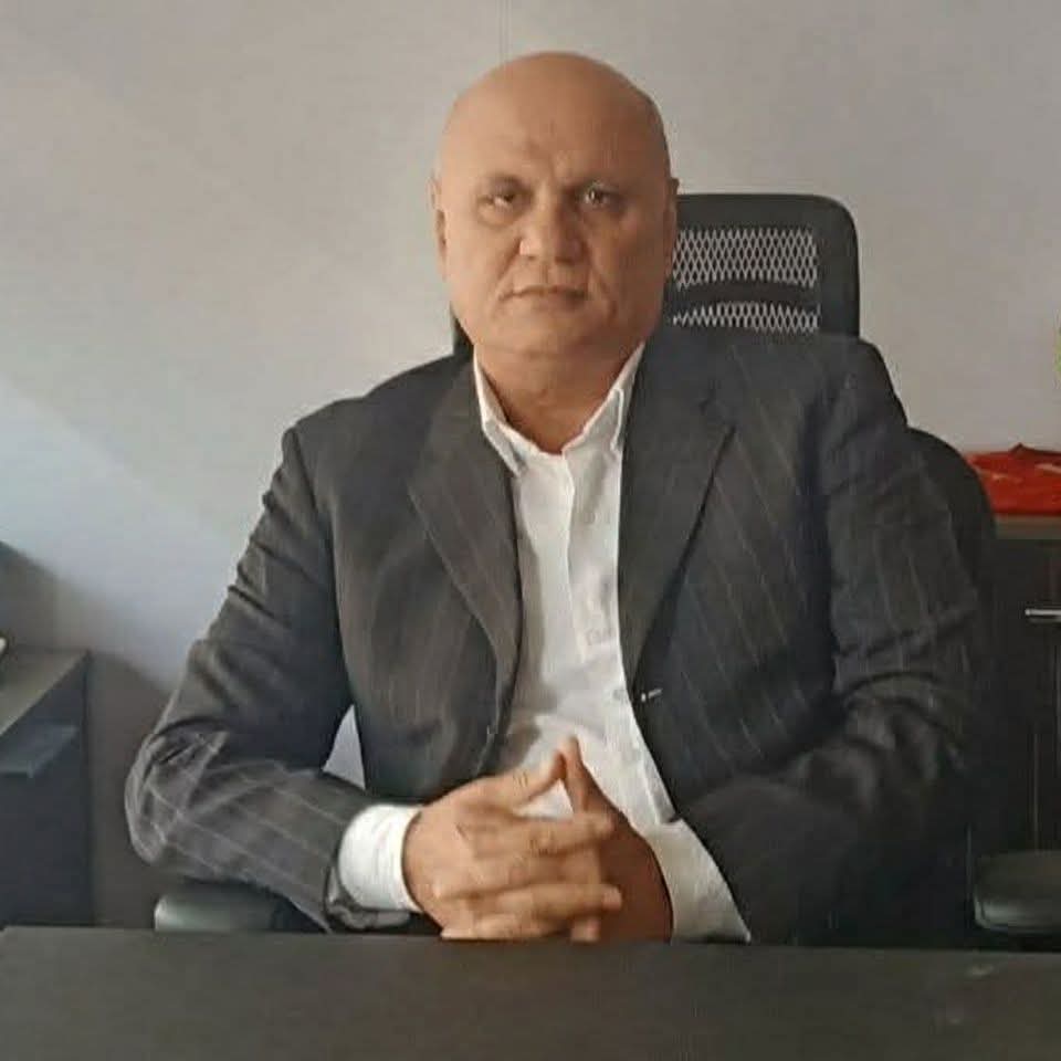 ​محمد تمام يكتب.. عذرًا يا 
