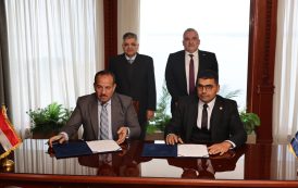 الفريق ربيع : يشهد توقيع برتوكول تعاون بين شركة قناة السويس للاستزراع المائي وجهاز حماية وتنمية البحيرات