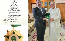 د. سيمور نصيروف يحصل على وسام الختم النبوي تقديرًا لجهوده العلمية ونشر قيم التسامح